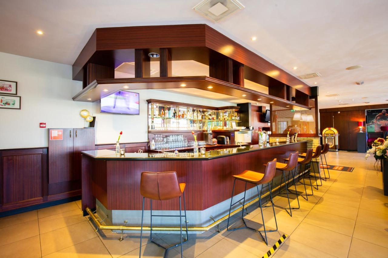 Bastion Hotel Роозендаал Екстериор снимка