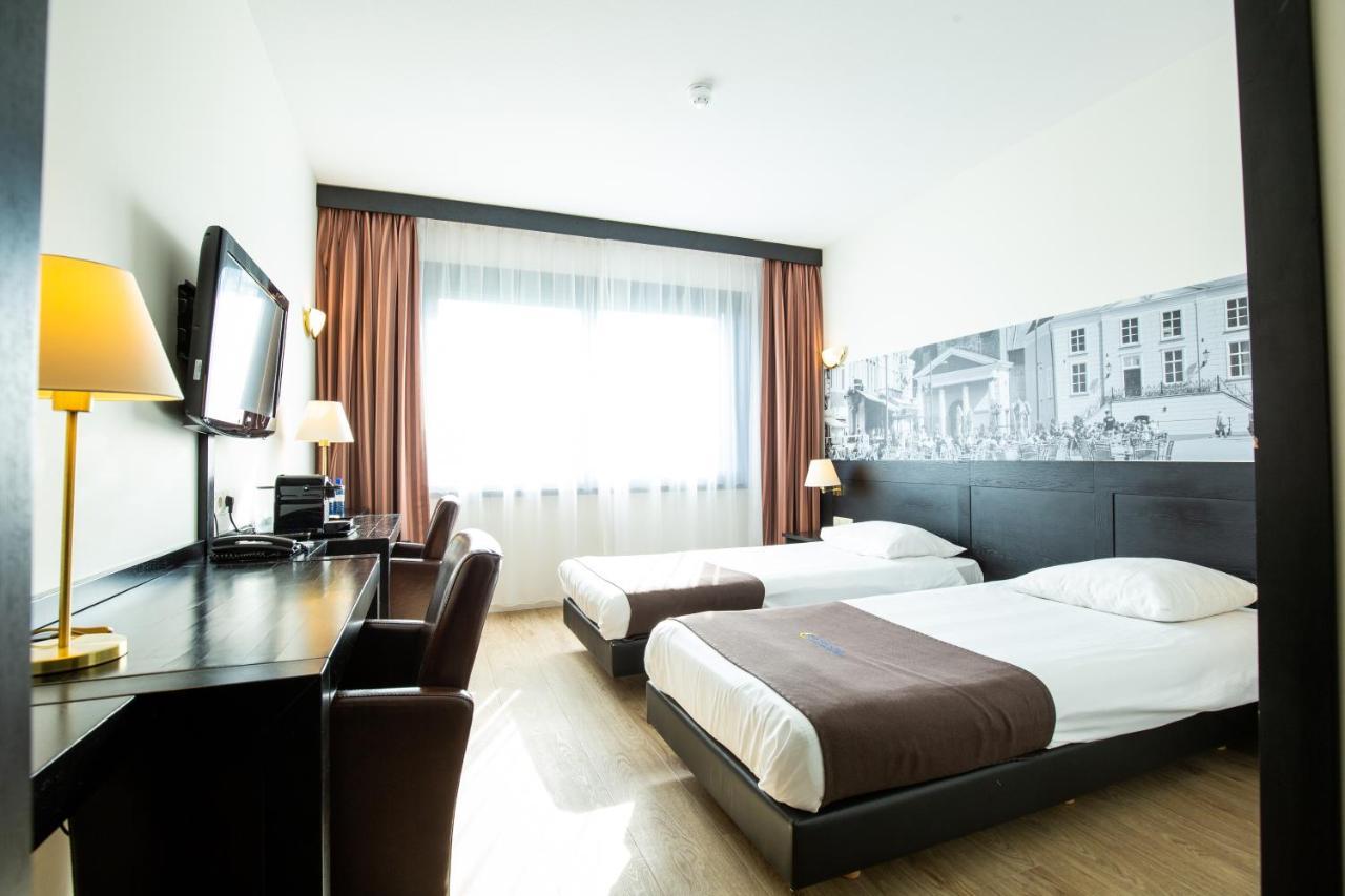 Bastion Hotel Роозендаал Екстериор снимка