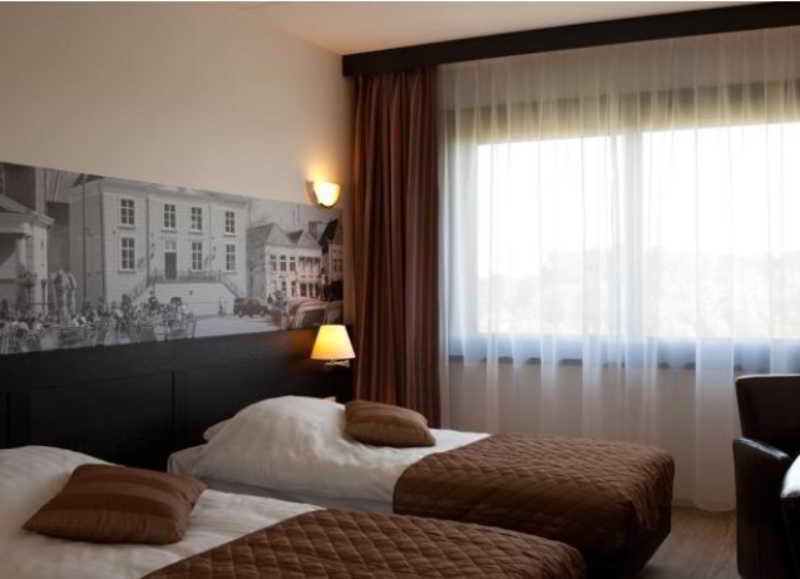 Bastion Hotel Роозендаал Екстериор снимка