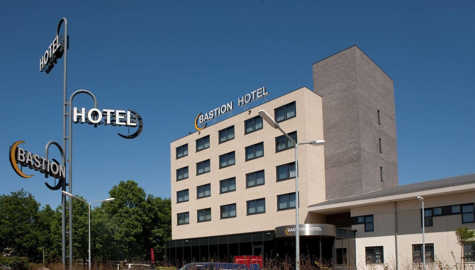 Bastion Hotel Роозендаал Екстериор снимка
